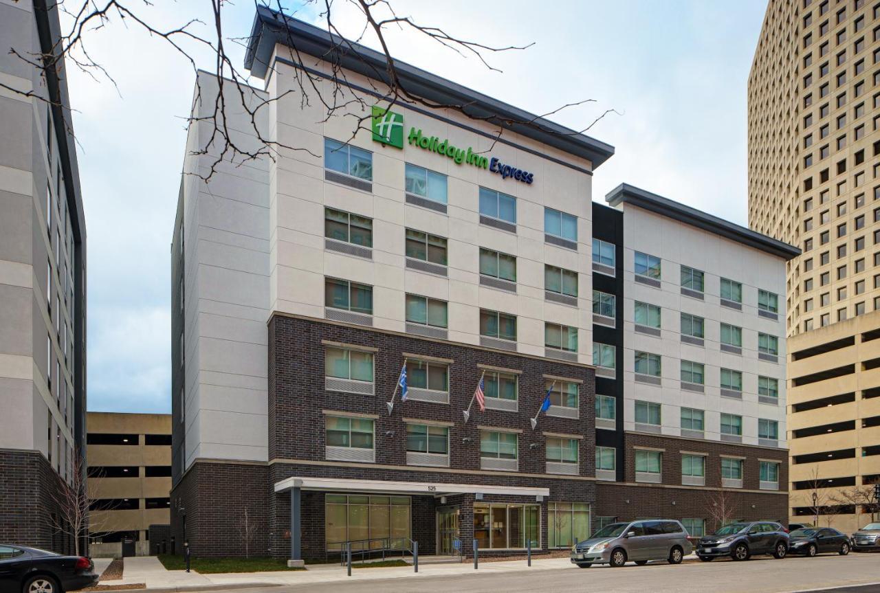 Holiday Inn Express - Milwaukee Downtown By Ihg Eksteriør bilde