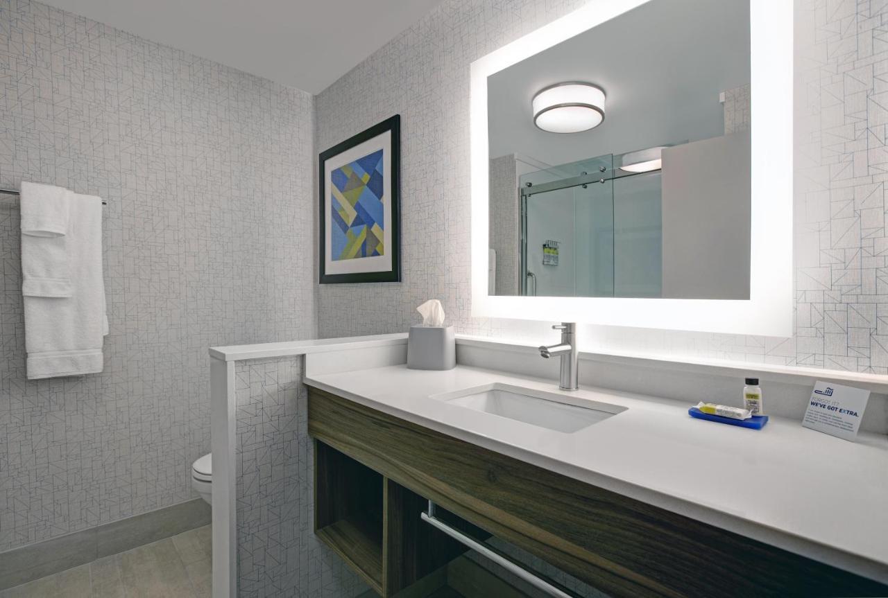 Holiday Inn Express - Milwaukee Downtown By Ihg Eksteriør bilde