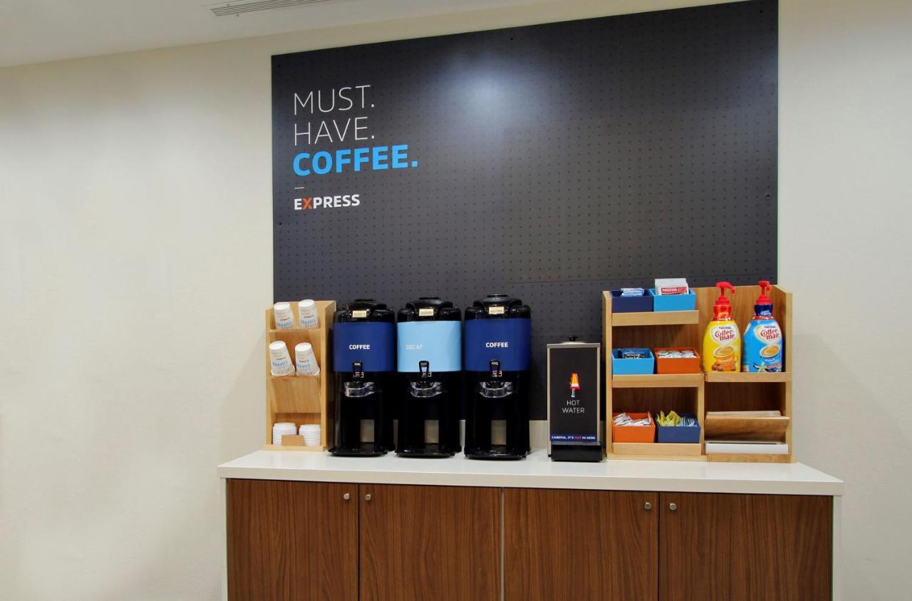 Holiday Inn Express - Milwaukee Downtown By Ihg Eksteriør bilde