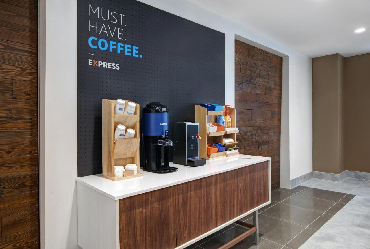 Holiday Inn Express - Milwaukee Downtown By Ihg Eksteriør bilde
