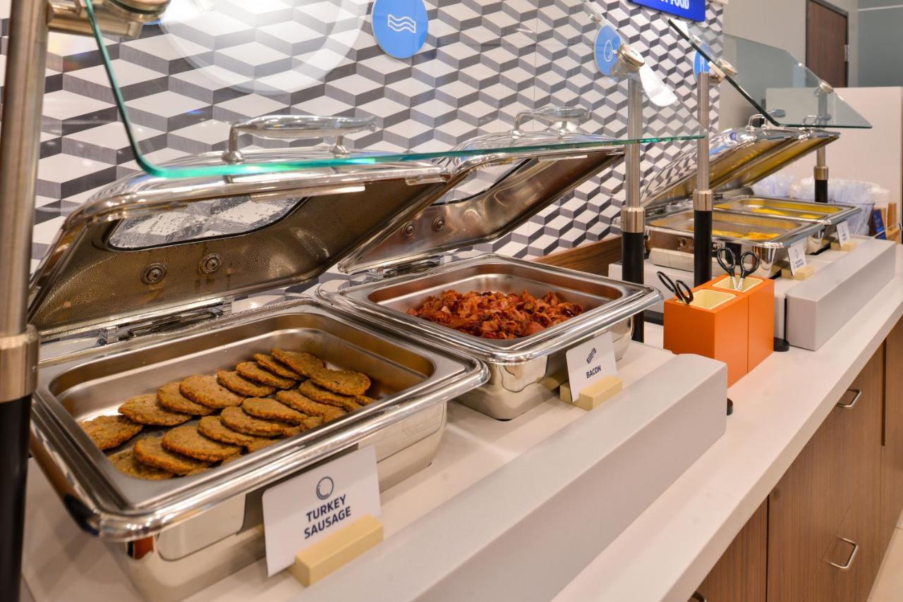 Holiday Inn Express - Milwaukee Downtown By Ihg Eksteriør bilde