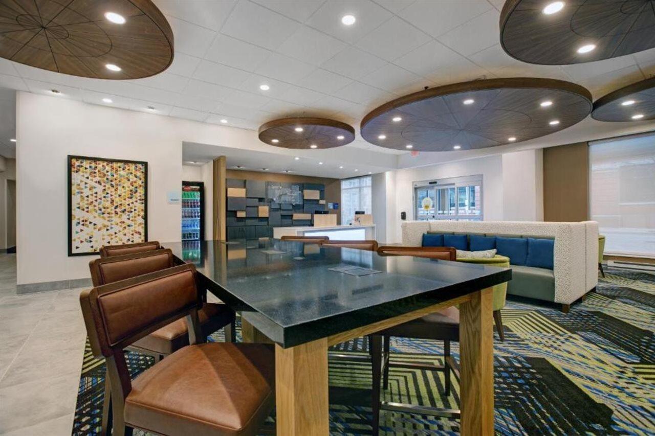 Holiday Inn Express - Milwaukee Downtown By Ihg Eksteriør bilde